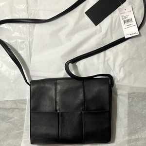 NWT Kendall & Kylie BLACK purse